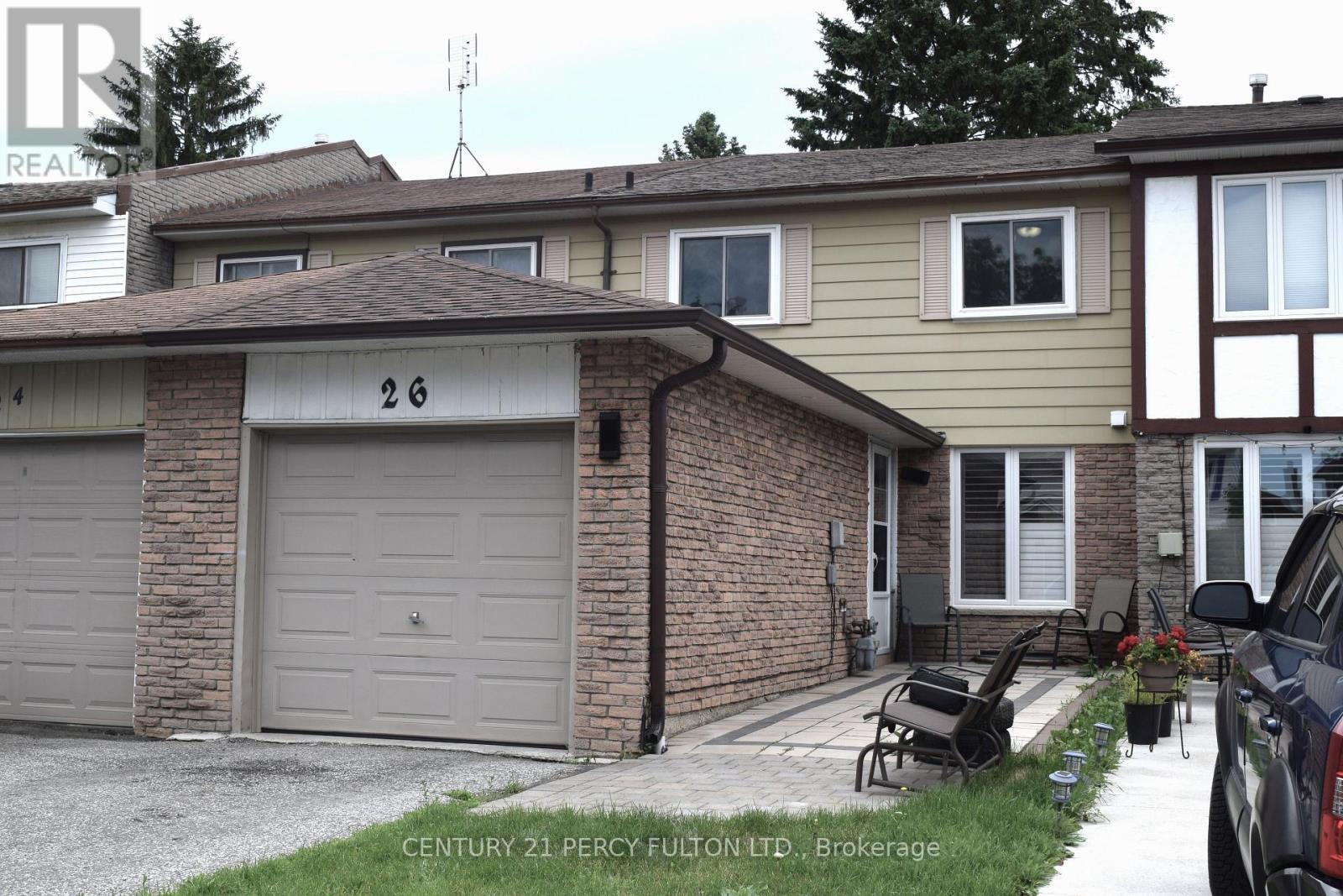 26 Robbinstone Drive, Toronto, Ontario  M1B 2E6 - Photo 3 - E13477966
