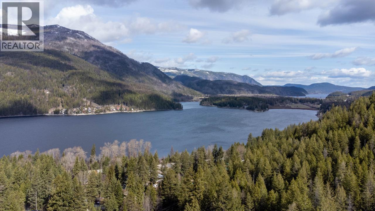 3284 Queens Avenue Unit# 1, Moyie, British Columbia  V0B 2A0 - Photo 8 - 10391839