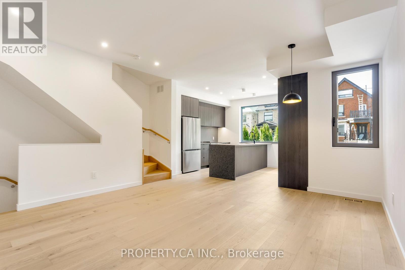 Unit #1 - 301 Keele Street, Toronto, Ontario  M6P 2K5 - Photo 2 - W13610324