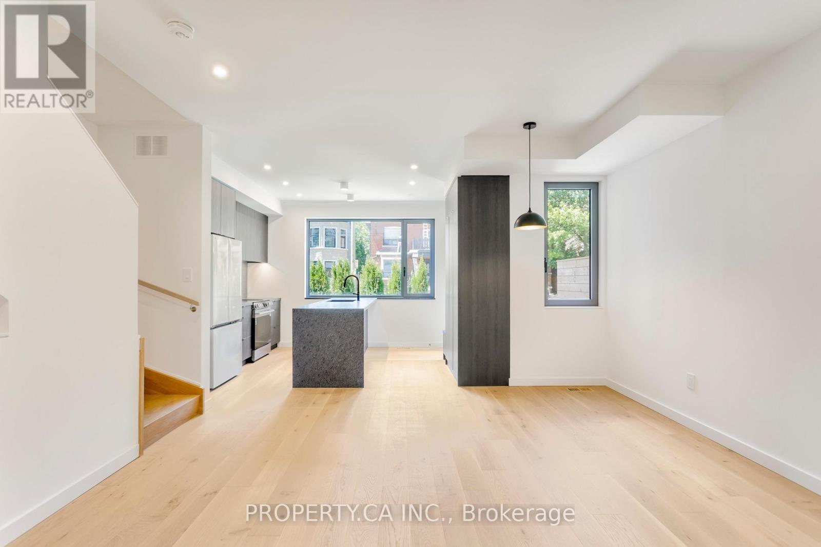 Unit #1 - 301 Keele Street, Toronto, Ontario  M6P 2K5 - Photo 5 - W13610324