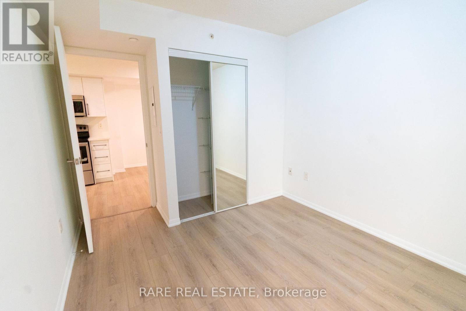 1007 - 830 Lawrence Avenue W, Toronto, Ontario  M6A 0B6 - Photo 4 - W13610410