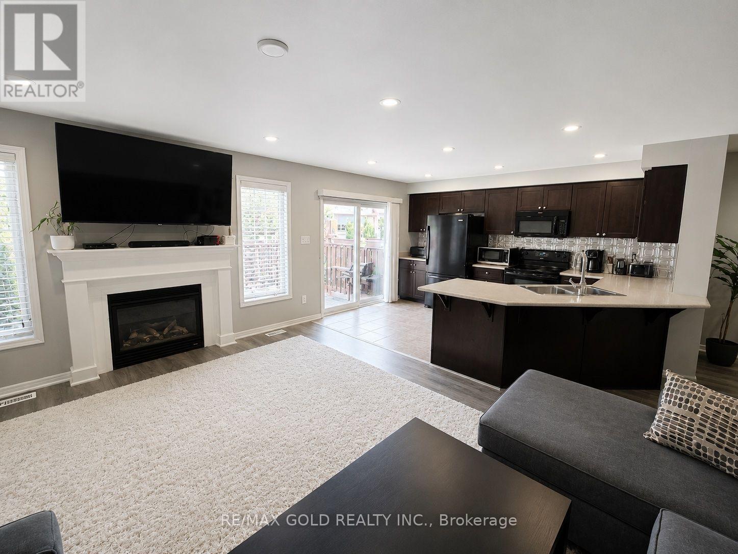 1061 Nadalin Heights, Milton, Ontario  L9T 8H3 - Photo 6 - W13610434