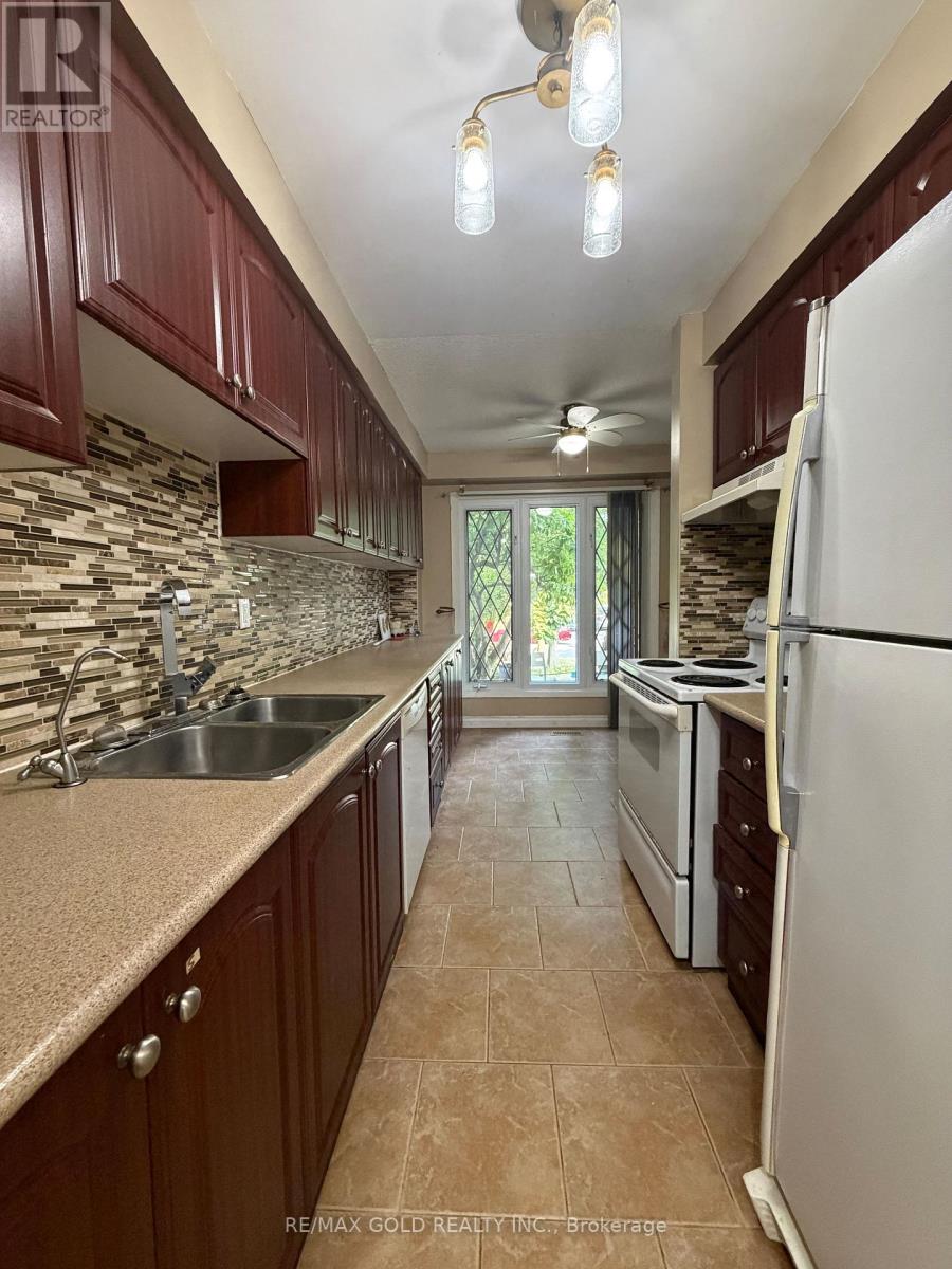 Main - 38 Carter Drive, Brampton, Ontario  L6V 3N5 - Photo 9 - W13608434