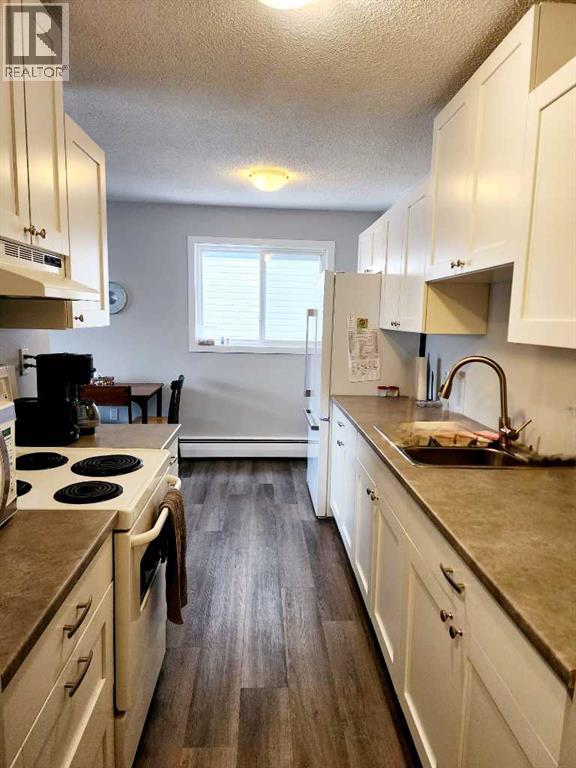 306, 4811 55 Street, Red Deer, Alberta  T4N 2J2 - Photo 3 - A2284767