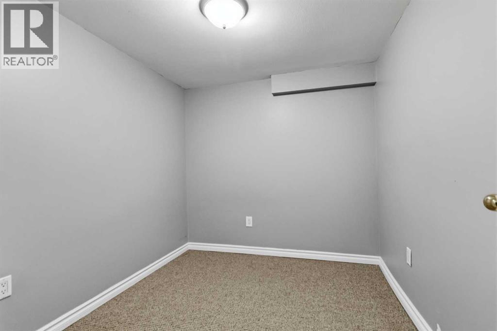 18 Clark Crescent, Fort Mcmurray, Alberta  T9H 1M8 - Photo 22 - A2326402