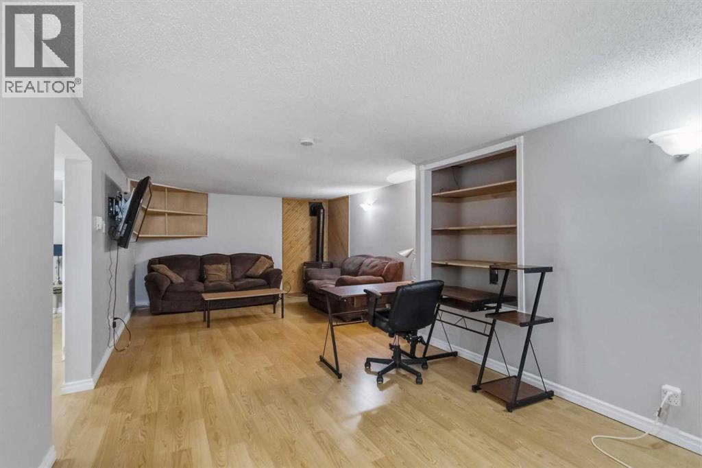 18 Clark Crescent, Fort Mcmurray, Alberta  T9H 1M8 - Photo 18 - A2326402