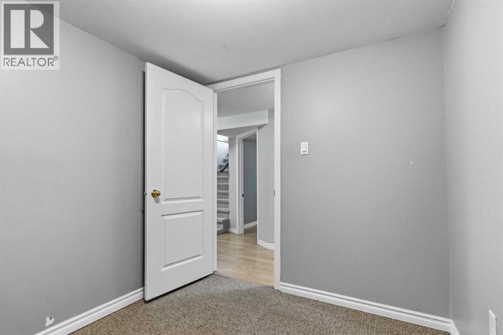 18 Clark Crescent, Fort Mcmurray, Alberta  T9H 1M8 - Photo 23 - A2326402