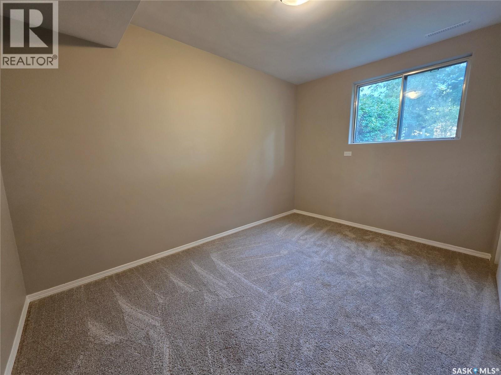 1422 Crawford Avenue, Swift Current, Saskatchewan  S9H 1E9 - Photo 17 - SK043811