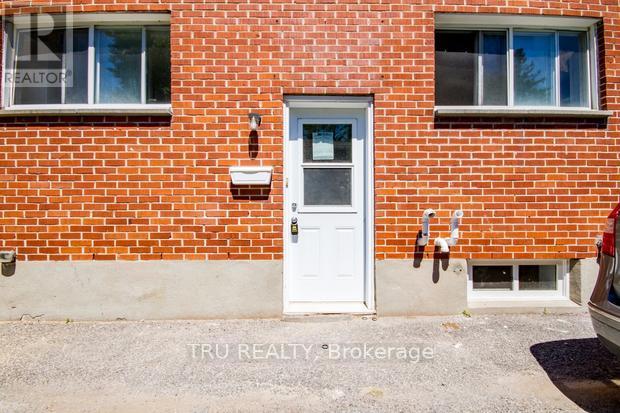 B - 2430 Iris Street, Ottawa, Ontario  K2C 1C6 - Photo 3 - X13610562