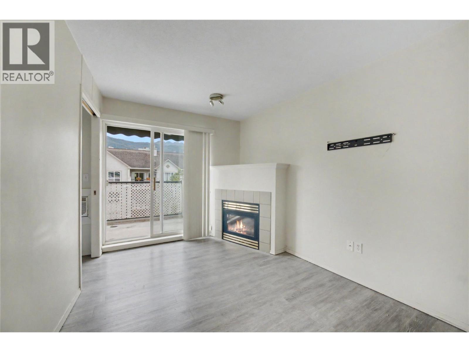 640 3 Street SW Unit# 406, Salmon Arm, British Columbia  V1E 2R3 - Photo 11 - 10390814