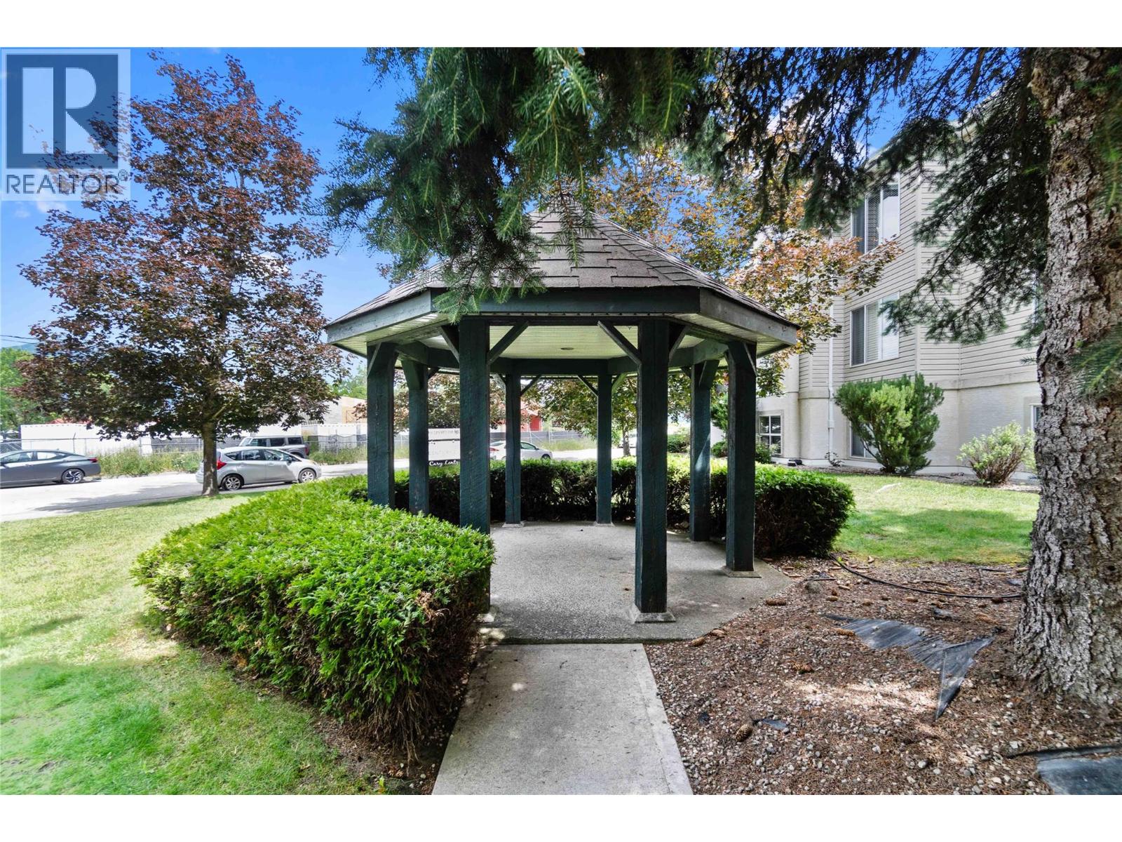 640 3 Street SW Unit# 406, Salmon Arm, British Columbia  V1E 2R3 - Photo 23 - 10390814