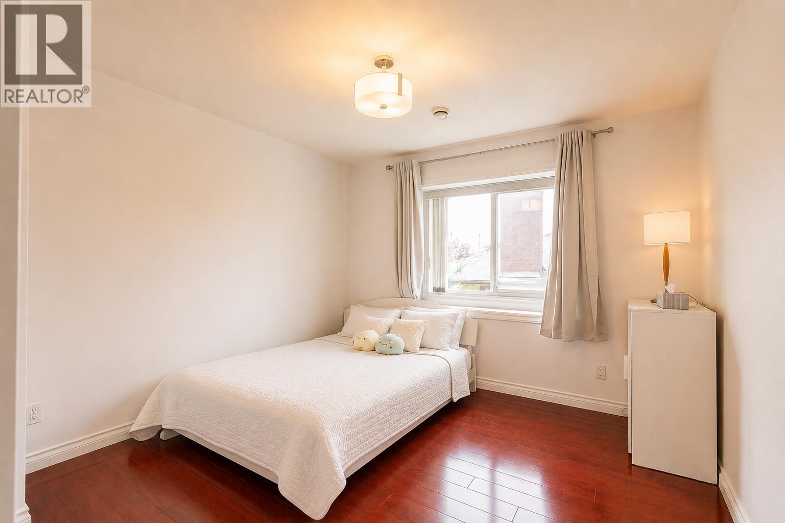 8155 15th Avenue, Burnaby, British Columbia  V3N 1X4 - Photo 12 - R3150208