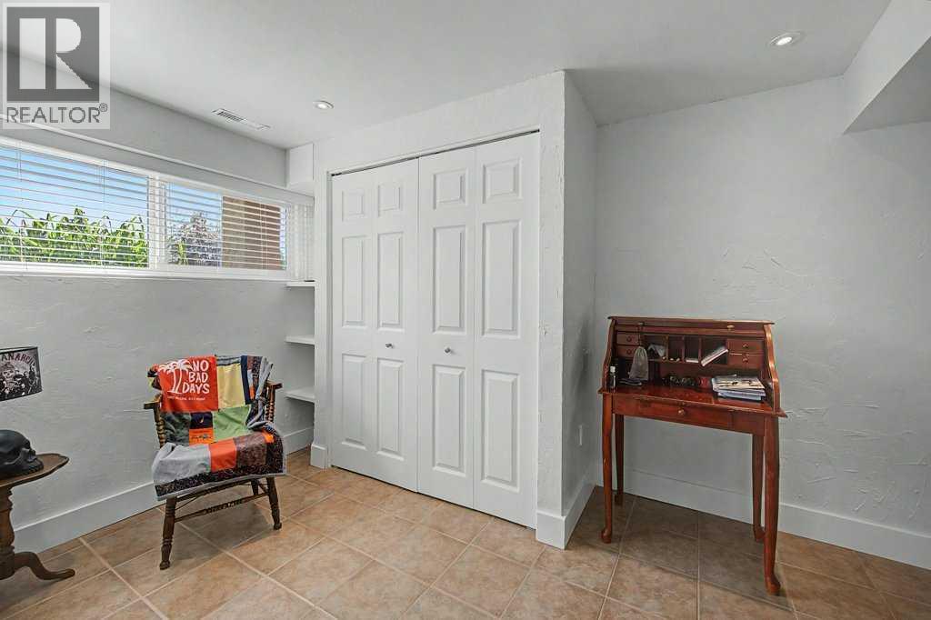 623 Cantrell Place Sw, Calgary, Alberta  T2W 2E5 - Photo 17 - A2326398