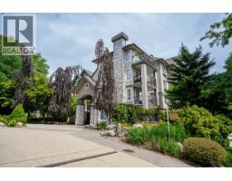 112 1150 E 29TH STREET, North Vancouver, British Columbia