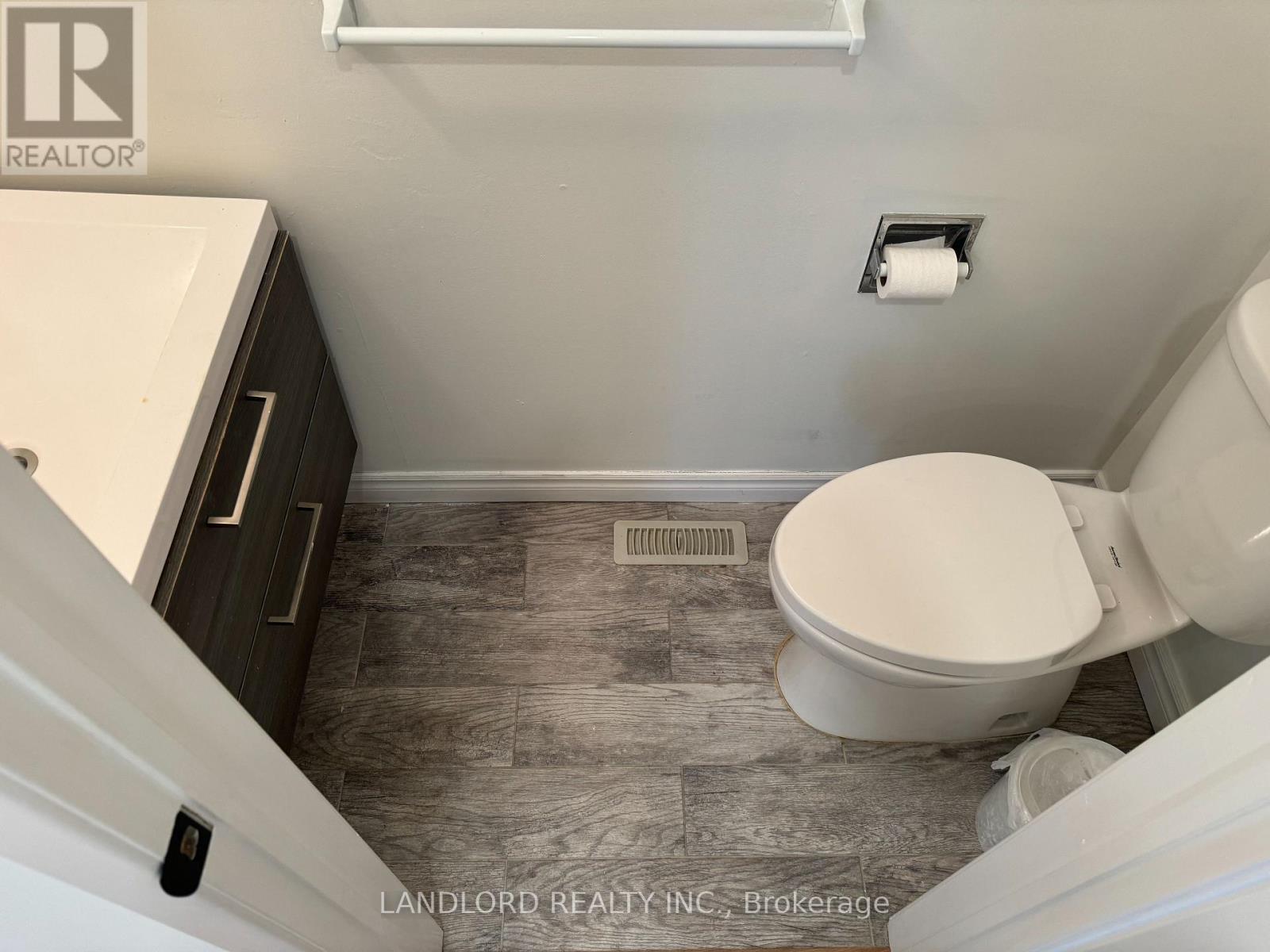 19 Vanessa Road, Markham, Ontario  L3R 4W1 - Photo 15 - N13610542