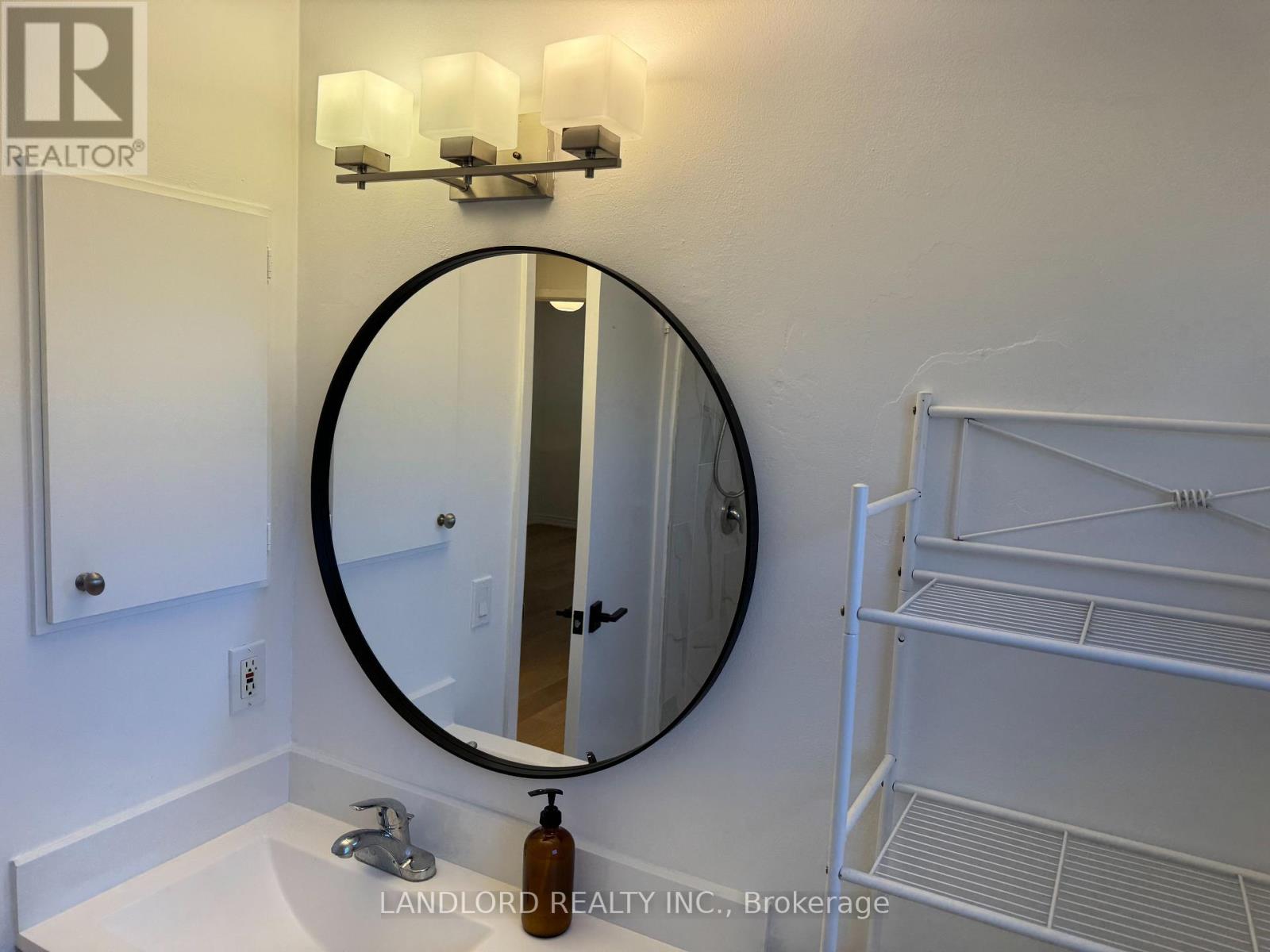 19 Vanessa Road, Markham, Ontario  L3R 4W1 - Photo 24 - N13610542