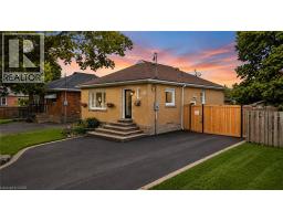 627 UPPER SHERMAN Avenue, Hamilton, Ontario