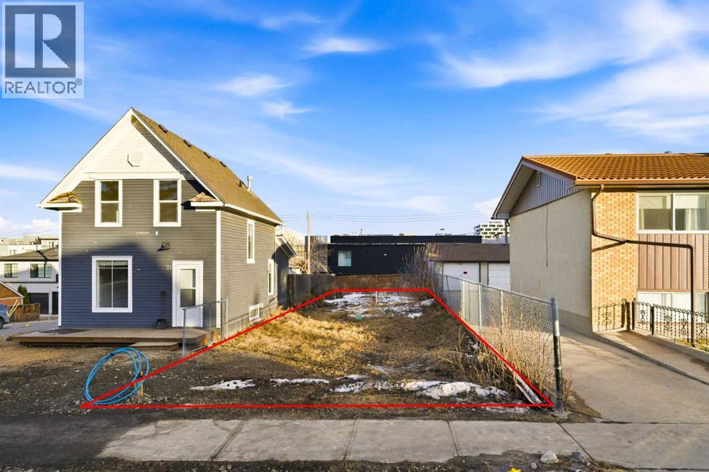 68 7 Street NE, Calgary, Alberta  T2E 4B7 - Photo 2 - A2307034