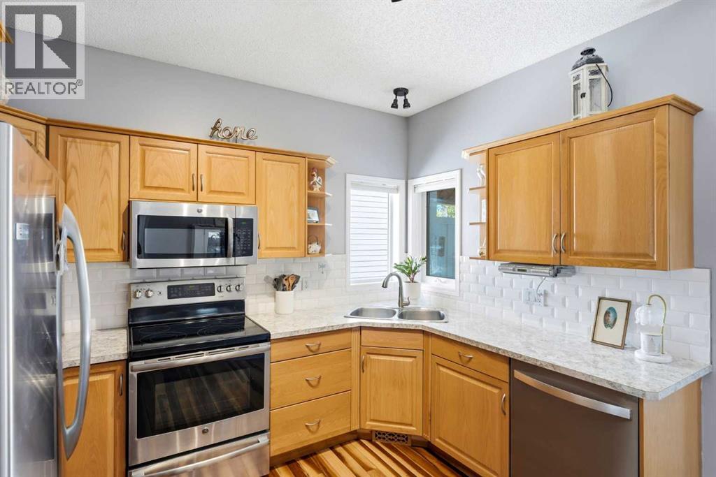 39 West Terrace Crescent, Cochrane, Alberta  T4C 1R7 - Photo 11 - A2329007