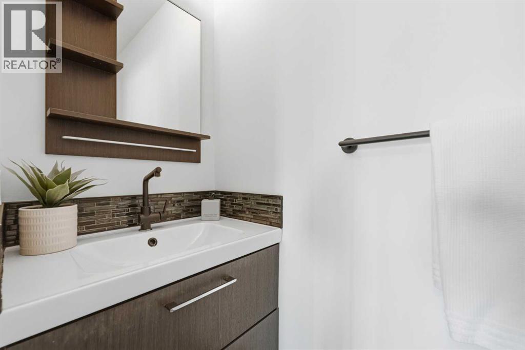 96 Rivercrest Crescent SE, Calgary, Alberta  T2C 4J7 - Photo 15 - A2331746