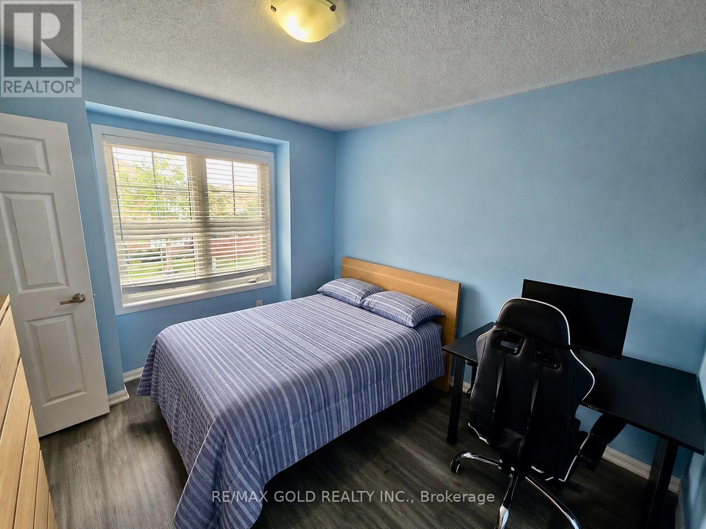 1061 Nadalin Heights, Milton, Ontario  L9T 8H3 - Photo 18 - W13610434