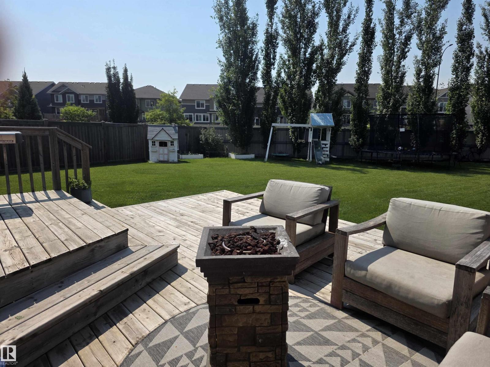 2326 74 ST SW, Edmonton, Alberta