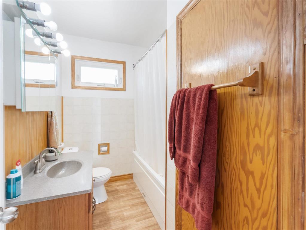 227 Forrest Avenue, Winnipeg, Manitoba R2V 1J9 - Photo 19 - 202618675