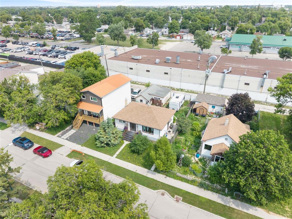 227 Forrest Avenue, Winnipeg, Manitoba R2V 1J9 - Photo 27 - 202618675