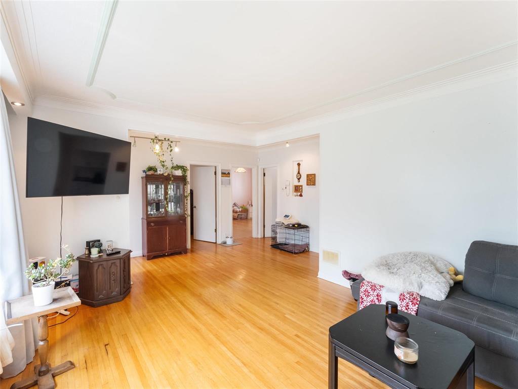 227 Forrest Avenue, Winnipeg, Manitoba R2V 1J9 - Photo 7 - 202618675