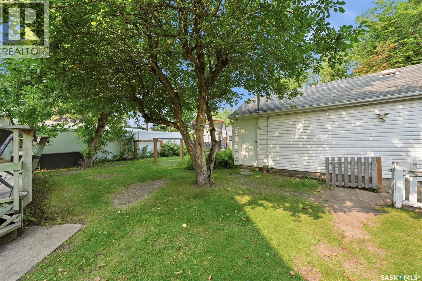 627 9th Avenue N, Saskatoon, Saskatchewan  S7K 2Y6 - Photo 44 - SK043767