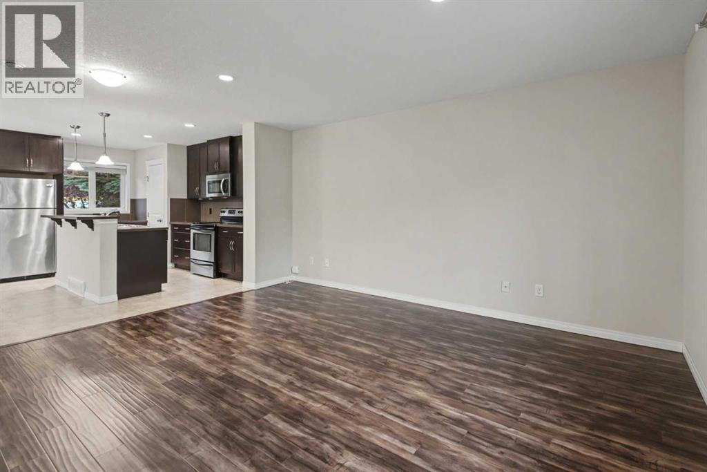 127 Prestwick Villas SE, Calgary, Alberta  T2Z 3S4 - Photo 6 - A2331647