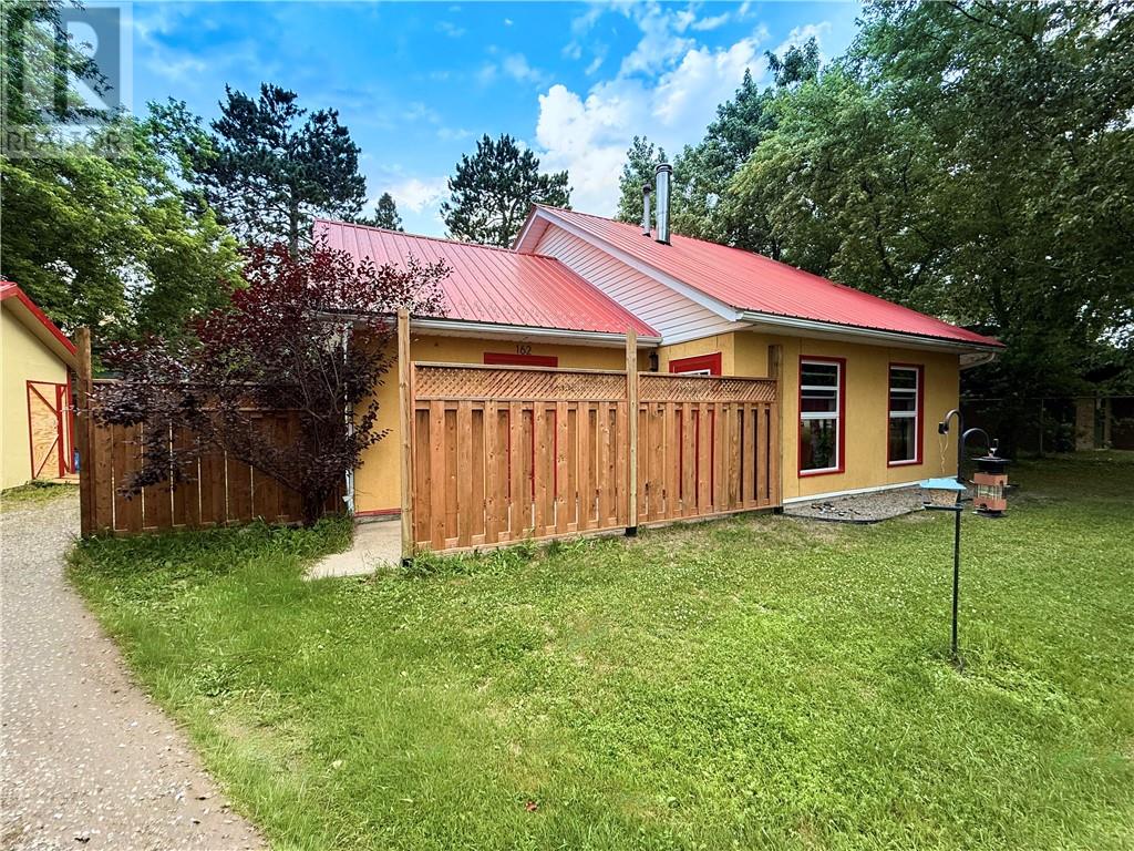 162 Riverside Drive W, Dowling, Ontario  P0M 1R0 - Photo 3 - 2129428