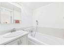 920 Glenwood Avenue Unit# 205, Kelowna, BC V1Y 9P2