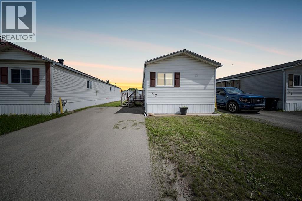 167 Grant Way, Fort Mcmurray, Alberta  T9H 5J3 - Photo 1 - A2307182