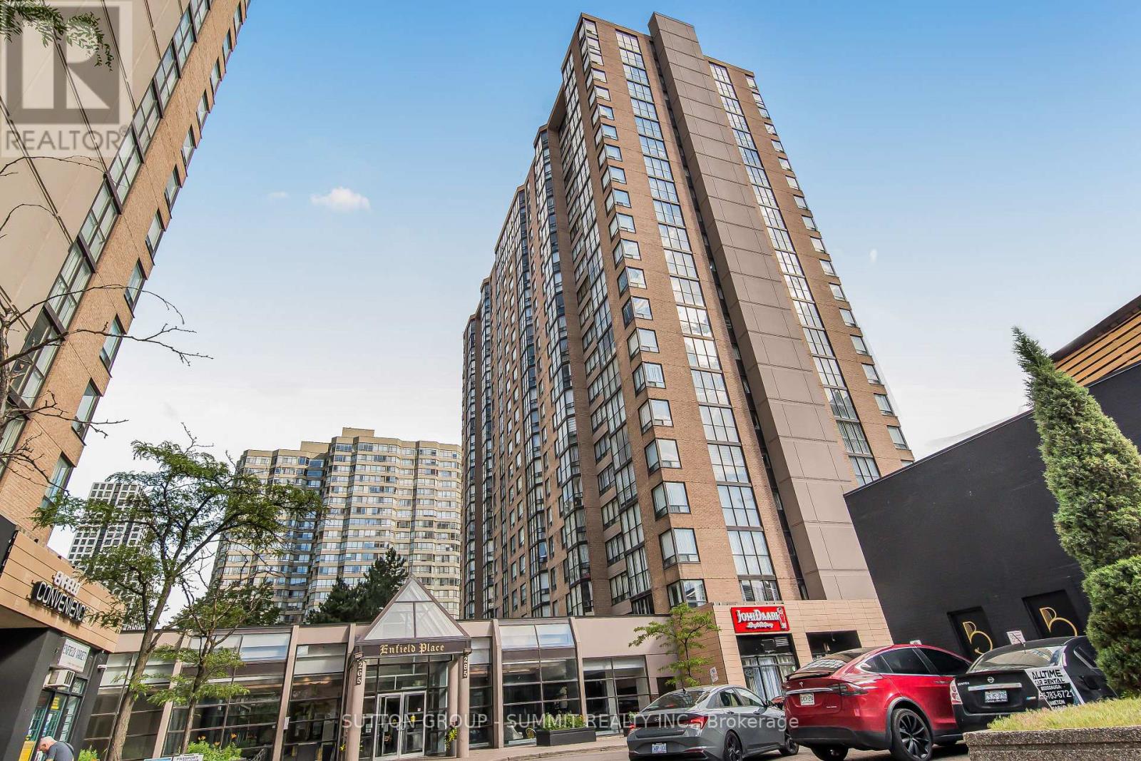 1606 - 285 Enfield Place, Mississauga, Ontario  L5B 3Y6 - Photo 2 - W13610626