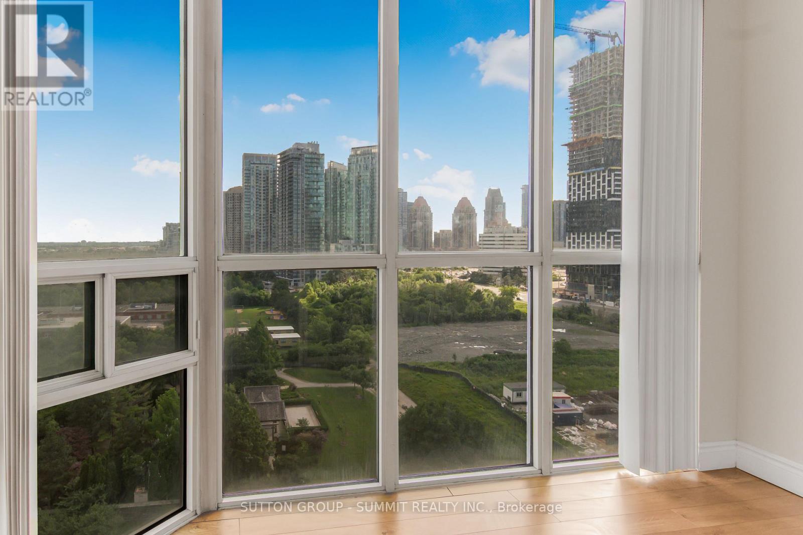 1606 - 285 Enfield Place, Mississauga, Ontario  L5B 3Y6 - Photo 9 - W13610626