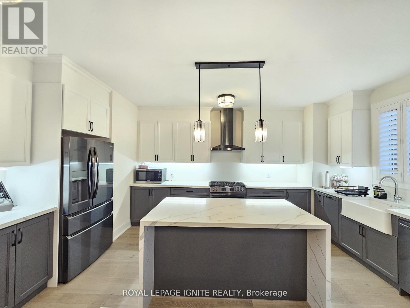 48 Duxbury Road, Brampton, Ontario  L6R 4E3 - Photo 11 - W13610654