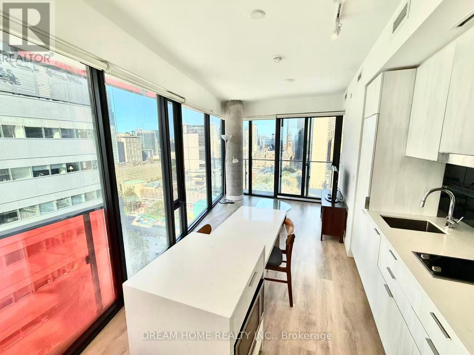 2108 - 215 Queen Street W, Toronto, Ontario  M5V 0P5 - Photo 4 - C13610704