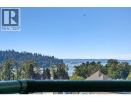 12D 328 TAYLOR WAY, West Vancouver, British Columbia