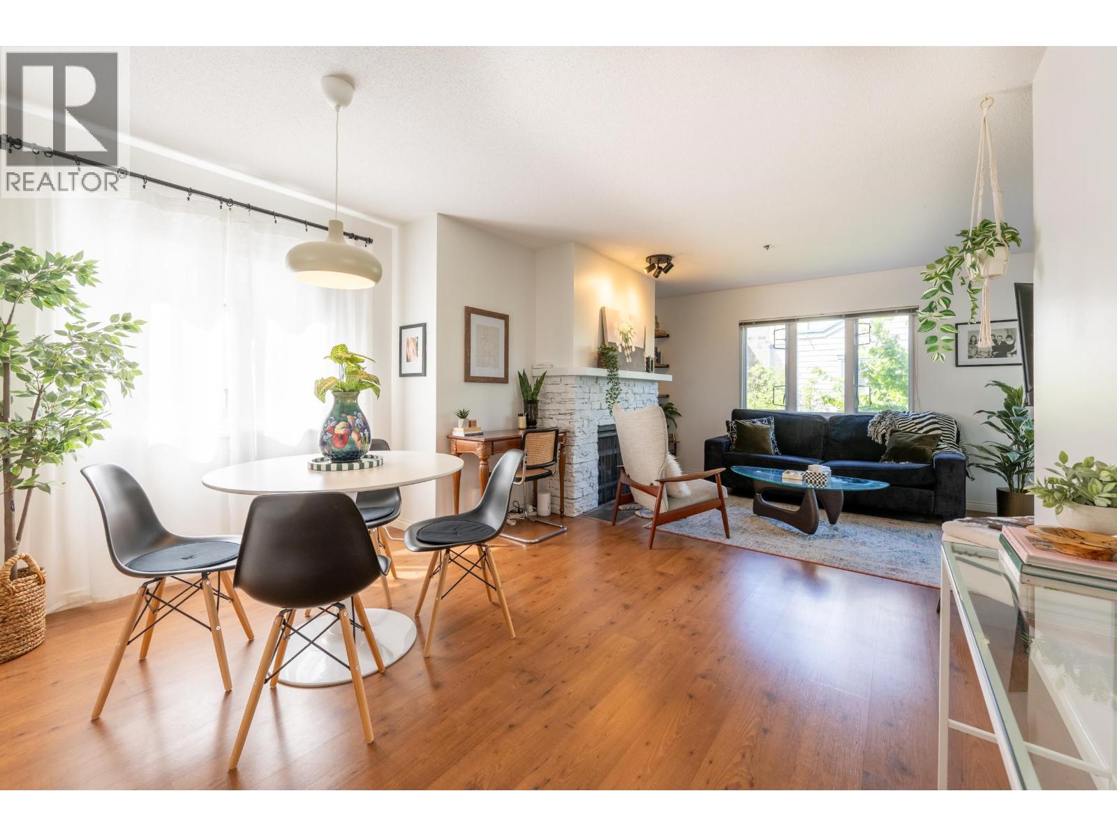 209 643 W 7th Avenue, Vancouver, British Columbia  V5Z 1B6 - Photo 5 - R3150310