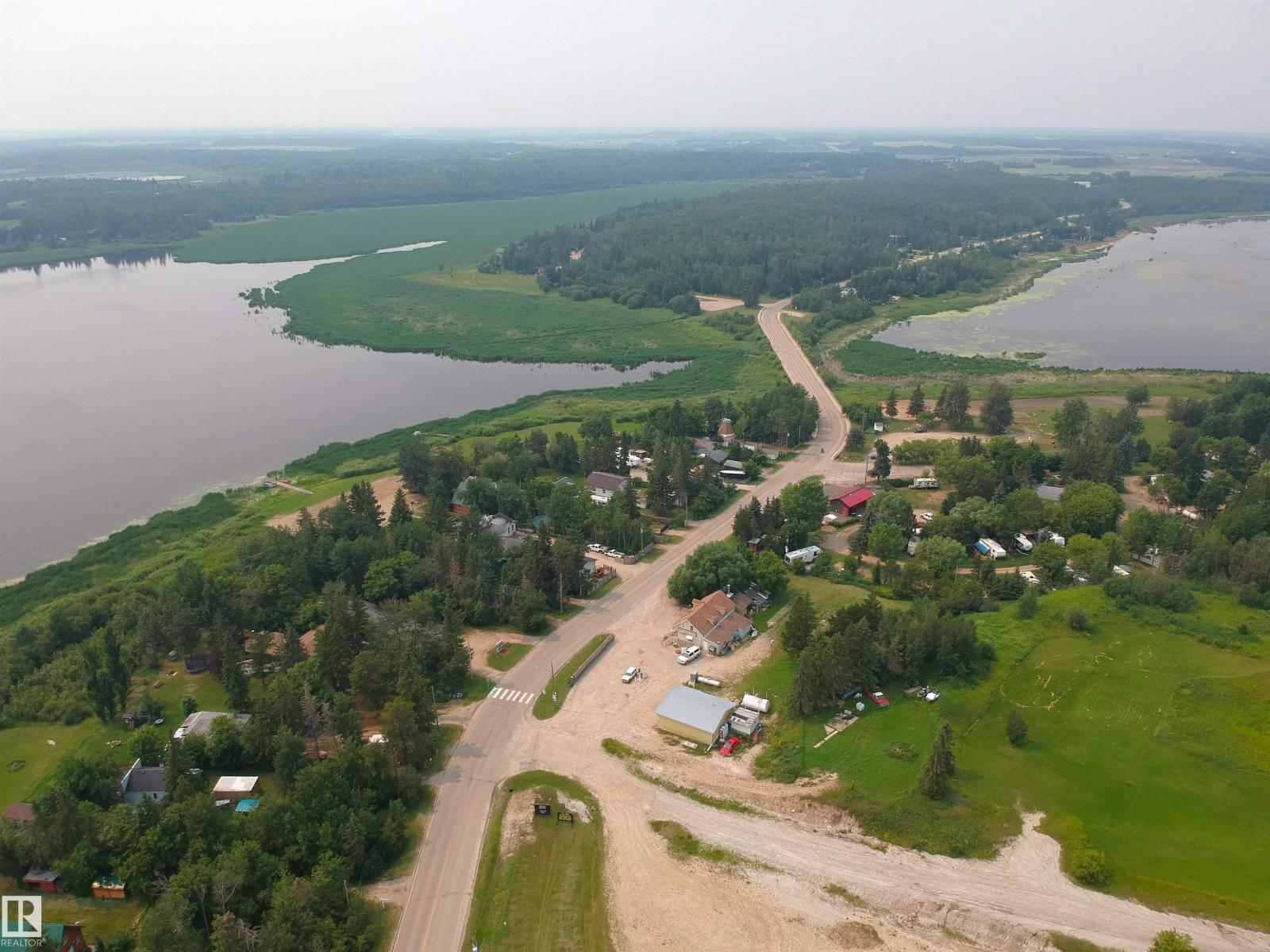 61 Lakeshore Dr, Rural Lac Ste. Anne County, Alberta  T0E 1V0 - Photo 48 - E4500928