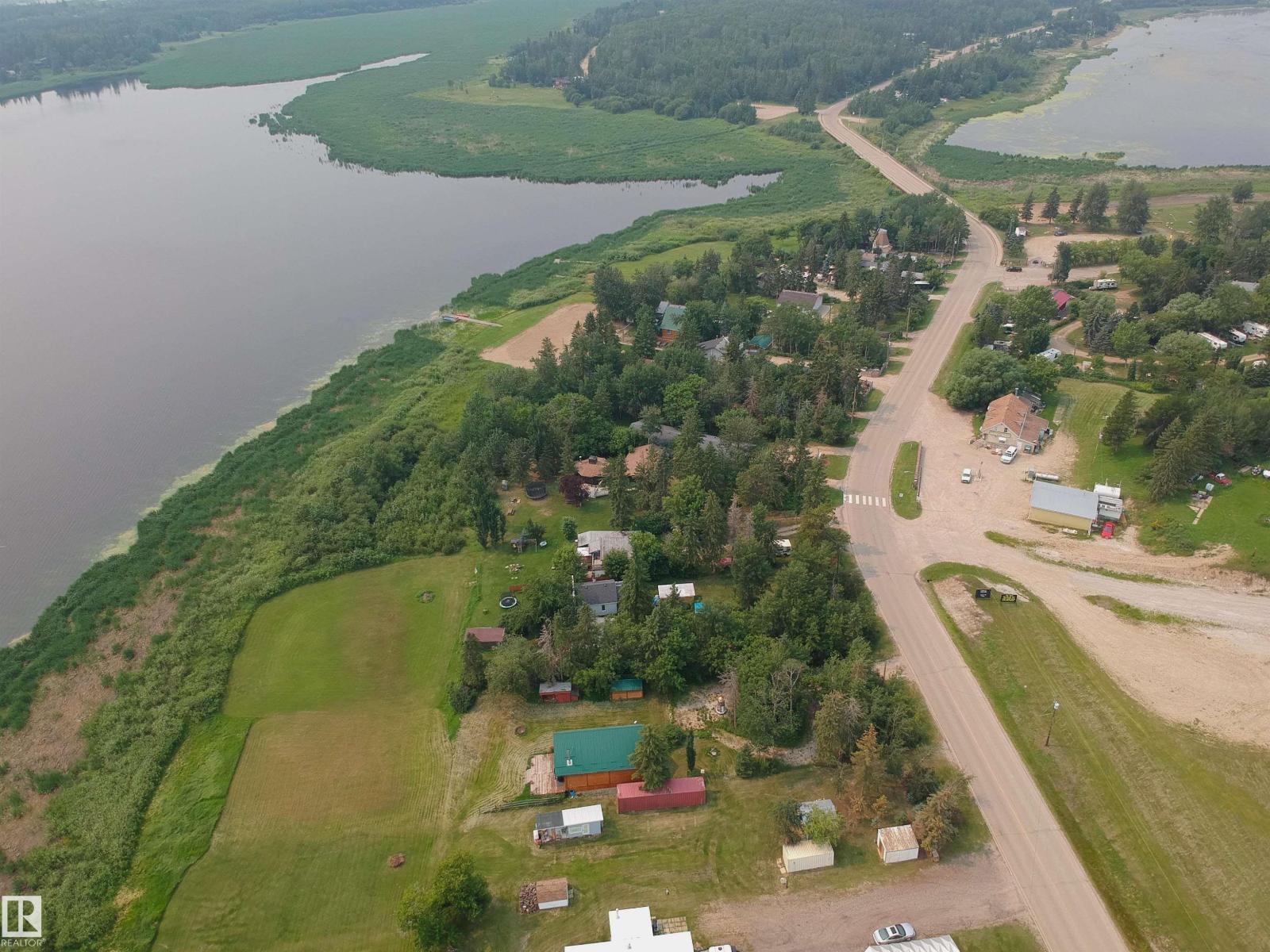 61 Lakeshore Dr, Rural Lac Ste. Anne County, Alberta  T0E 1V0 - Photo 49 - E4500928