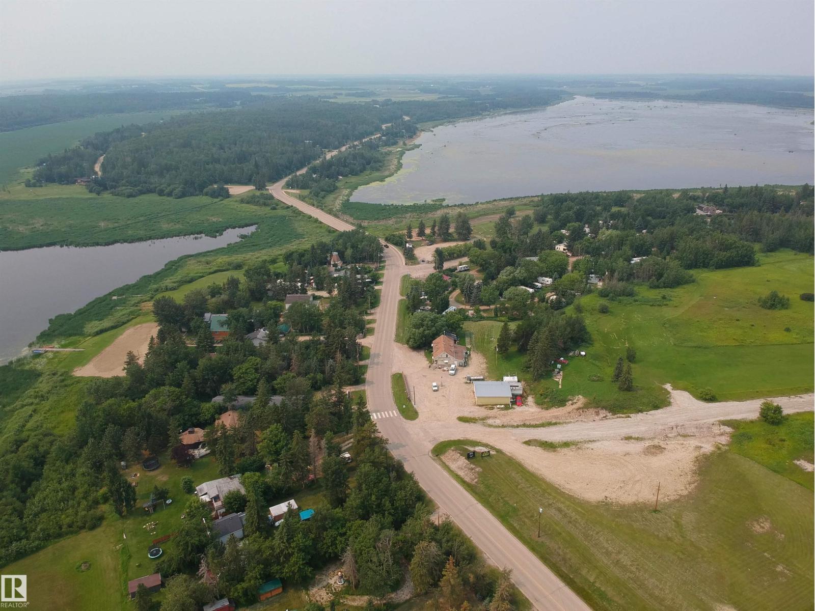 61 Lakeshore Dr, Rural Lac Ste. Anne County, Alberta  T0E 1V0 - Photo 50 - E4500928