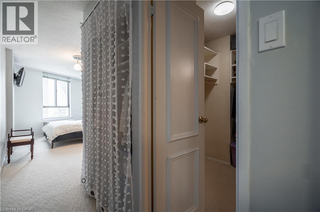 300 Mill Road Unit# C34, Etobicoke, Ontario  M9C 4W7 - Photo 13 - 40851428