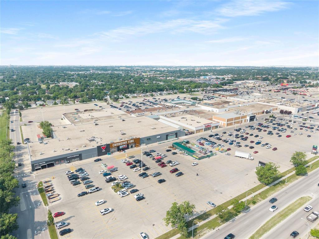 26 Kimwood Bay, Winnipeg, Manitoba  R2V 2P6 - Photo 48 - 202618677