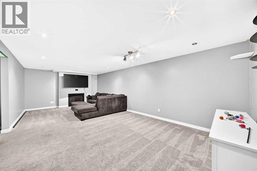 1376 Lake Sylvan Drive Se, Calgary, Alberta  T2J 3C8 - Photo 13 - A2330473