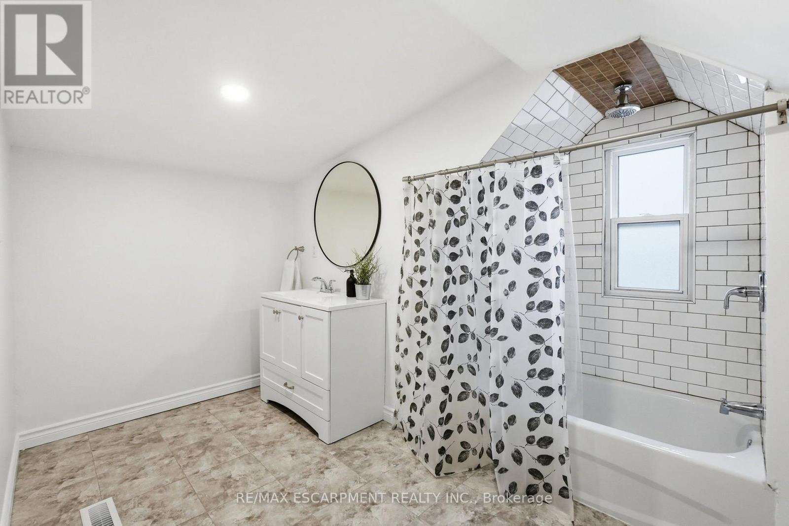 44 Whitfield Avenue, Hamilton, Ontario  L8L 4B6 - Photo 22 - X13113398