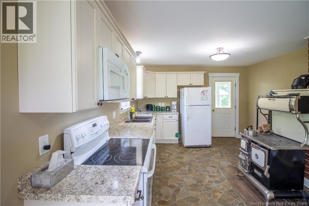 6633 Route 105, Youngs Cove, New Brunswick  E4C 2C1 - Photo 15 - NB142014