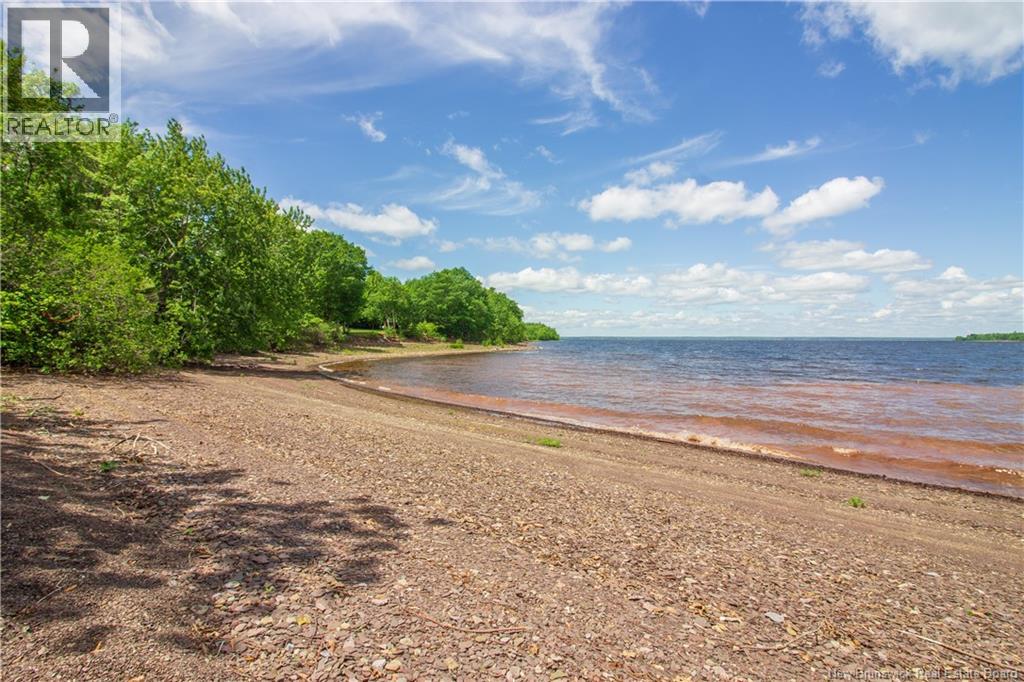 6633 Route 105, Youngs Cove, New Brunswick  E4C 2C1 - Photo 4 - NB142014