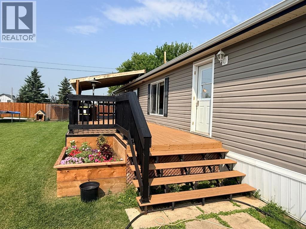 10226 103 Ave, La Crete, Alberta  T0H 2H0 - Photo 6 - A2331348